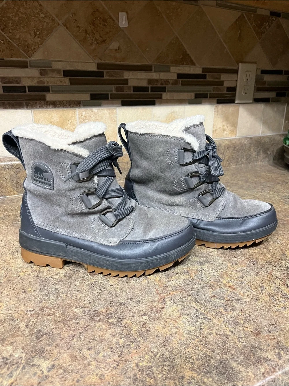 SOREL Tivoli IV Waterproof Boots Quarry Gray Suede Faux Fur US 7.5 Winter